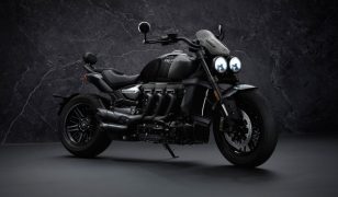 TRIUMPH ROCKET 3 GT TRIPLE BLACK