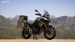 Ya ha reventado el mercado de motos. Esta trail china es ahora más barata que nunca y está mejor equipada